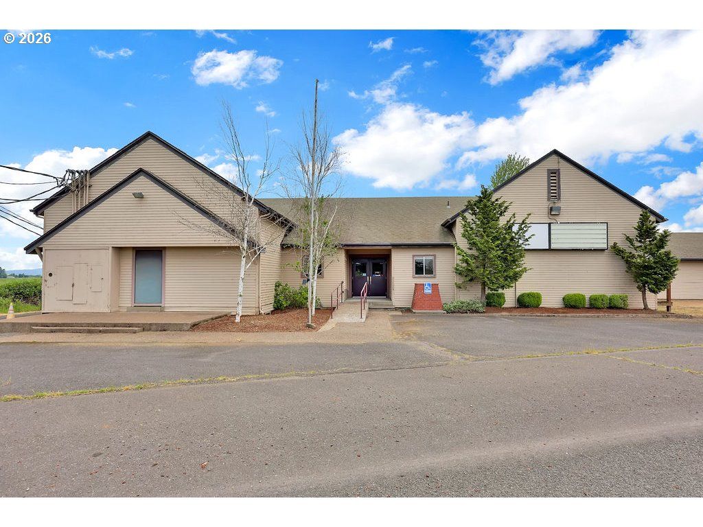 21211 COBURG Rd, Harrisburg, OR 97446