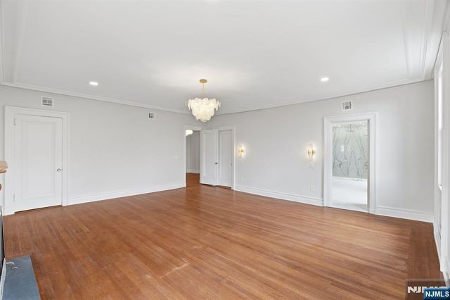 207 Union Street, Montclair, NJ 07042