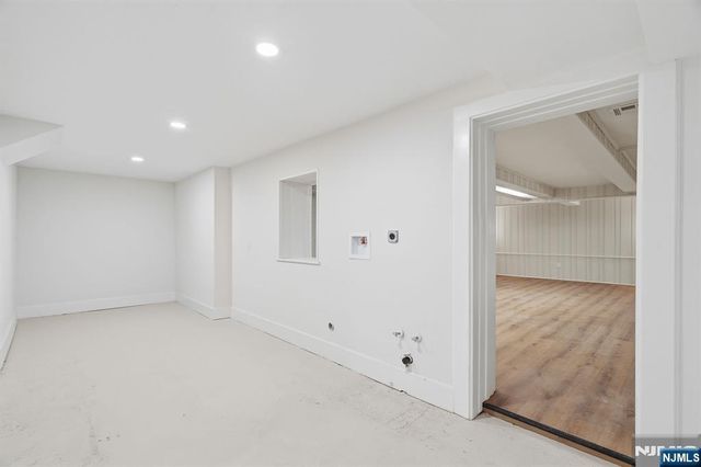 207 Union Street, Montclair, NJ 07042