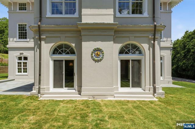 207 Union Street, Montclair, NJ 07042