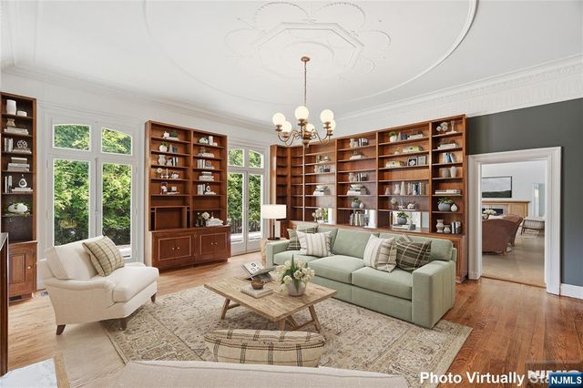 207 Union Street, Montclair, NJ 07042