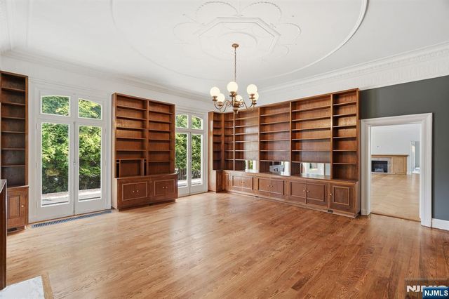 207 Union Street, Montclair, NJ 07042