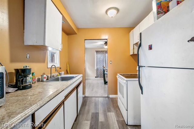 9911 Beaconsfield Street, Detroit, MI 48224