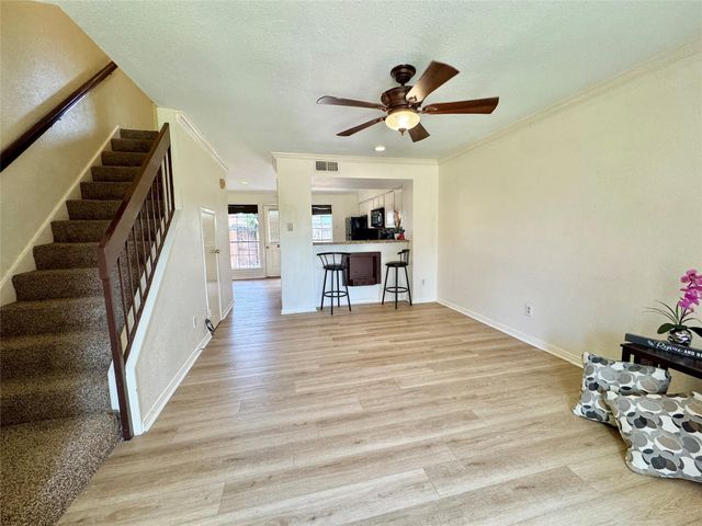 2002 Gentryside Drive 103, Houston, TX 77077