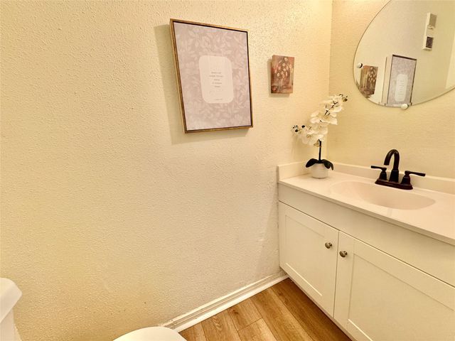 2002 Gentryside Drive 103, Houston, TX 77077