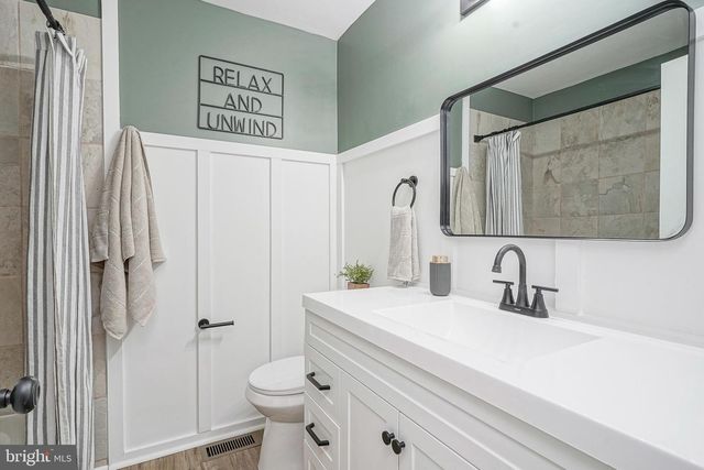 402 HOLLY DR, Atco, NJ 08004