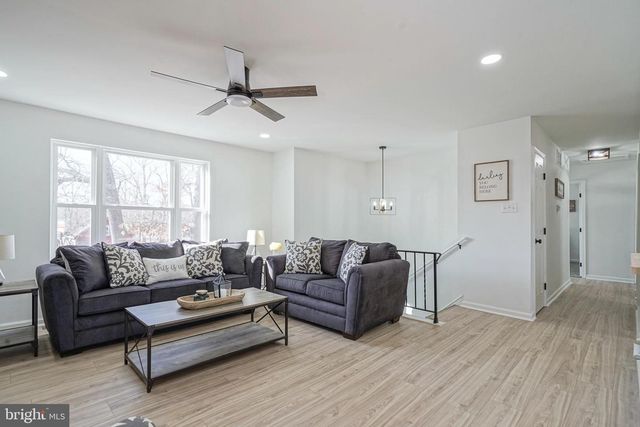 402 HOLLY DR, Atco, NJ 08004