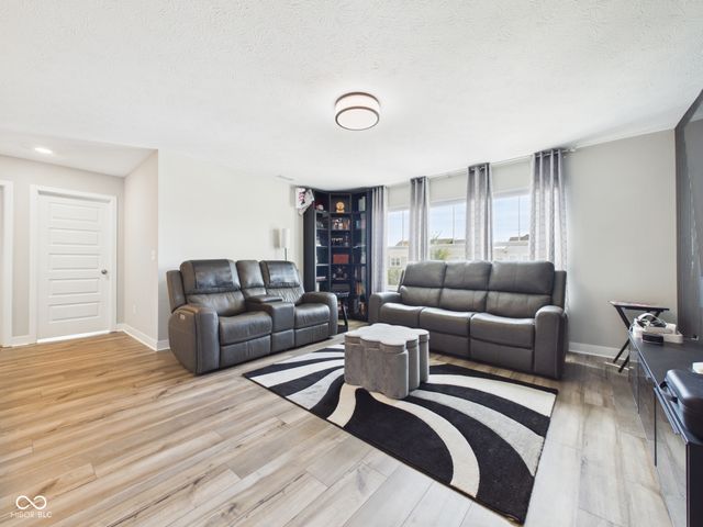 8862 Springbrook Drive, Pendleton, IN 46064