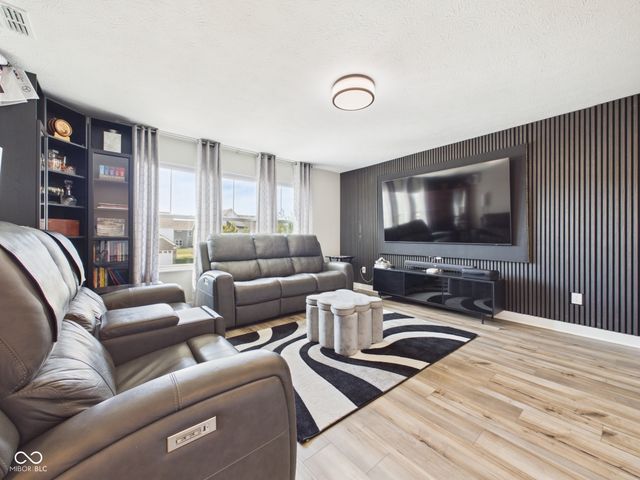 8862 Springbrook Drive, Pendleton, IN 46064