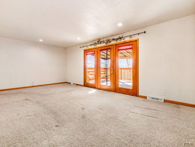 4007 Hillside Dr, Pueblo, CO 81008