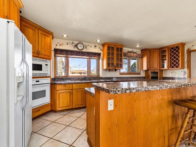 4007 Hillside Dr, Pueblo, CO 81008