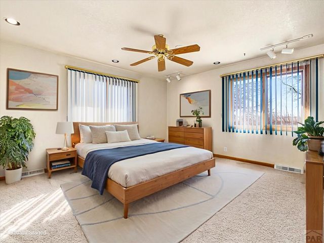 4007 Hillside Dr, Pueblo, CO 81008