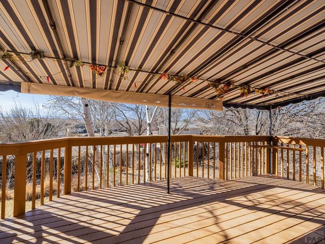 4007 Hillside Dr, Pueblo, CO 81008