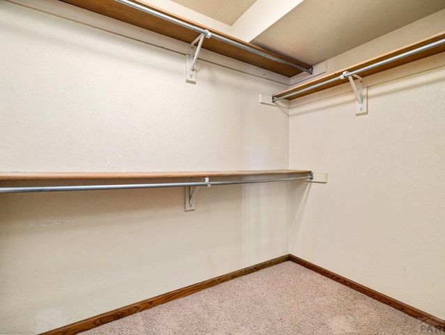 4007 Hillside Dr, Pueblo, CO 81008