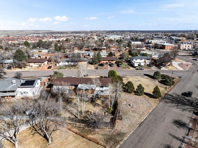 4007 Hillside Dr, Pueblo, CO 81008