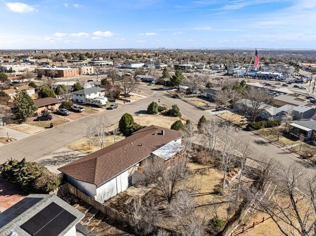 4007 Hillside Dr, Pueblo, CO 81008