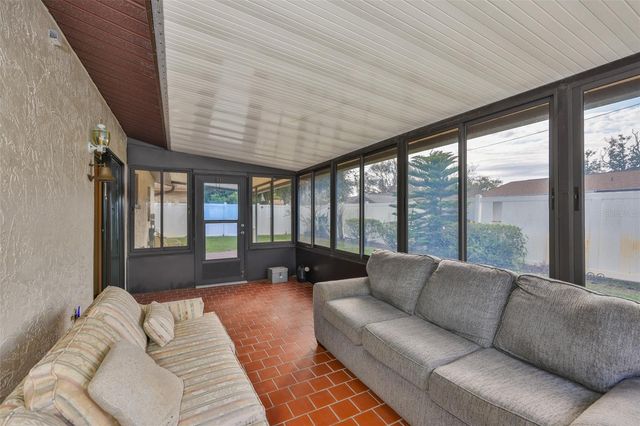 5534 22ND AVENUE N, St Petersburg, FL 33710