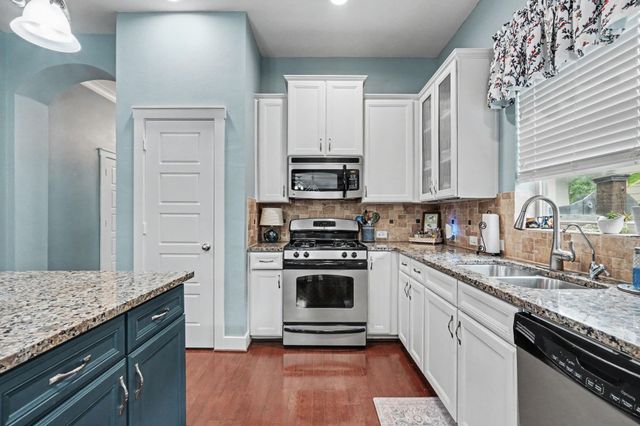 17011 Apple River Drive, Cypress, TX 77433