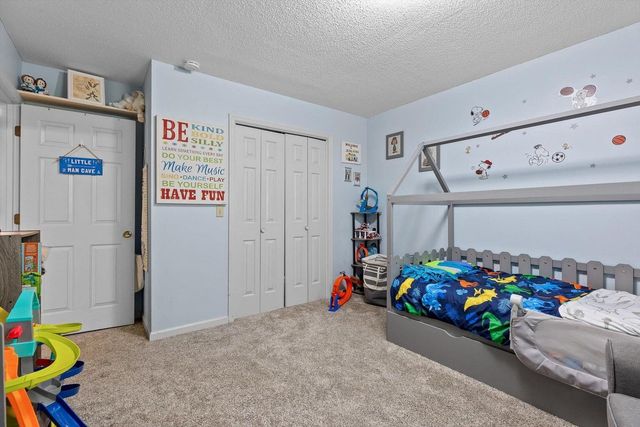 1018 Ridgeway Avenue, Signal Mountain, TN 37377