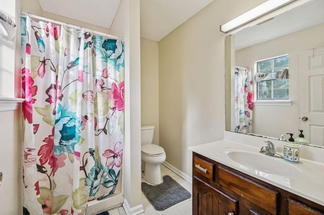 1018 Ridgeway Avenue, Signal Mountain, TN 37377