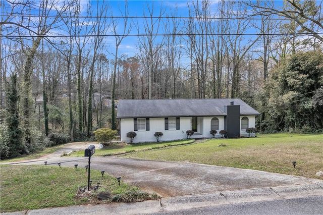 611 Navarre Drive, Stone Mountain, GA 30087