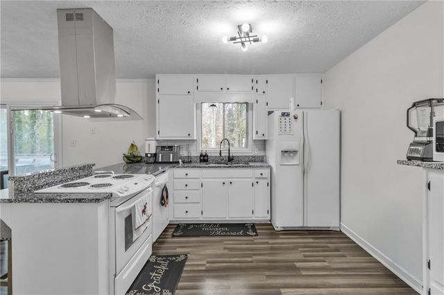 611 Navarre Drive, Stone Mountain, GA 30087