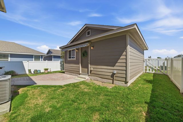 408 Craters of the Moon BLVD, Pflugerville, TX 78660