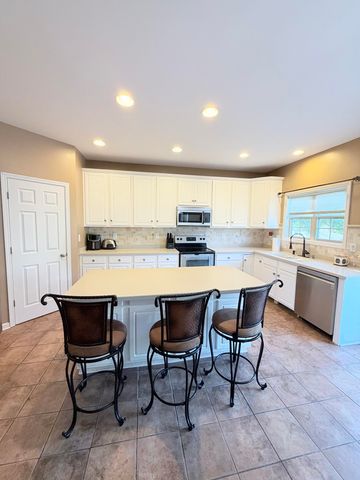 572 Thames Circle, Nicholasville, KY 40356