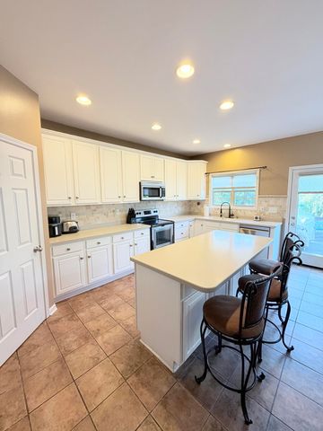 572 Thames Circle, Nicholasville, KY 40356