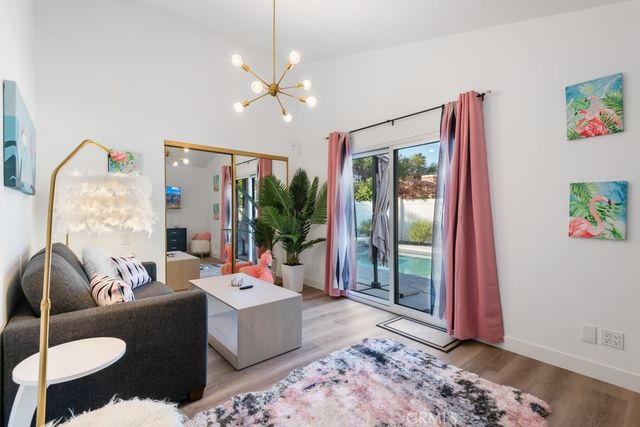 1980 E Rochelle Road, Palm Springs, CA 92262