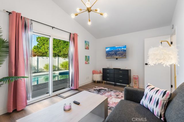 1980 E Rochelle Road, Palm Springs, CA 92262