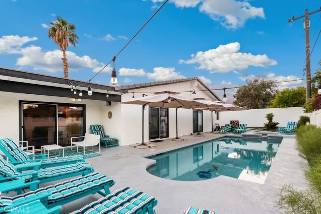 1980 E Rochelle Road, Palm Springs, CA 92262
