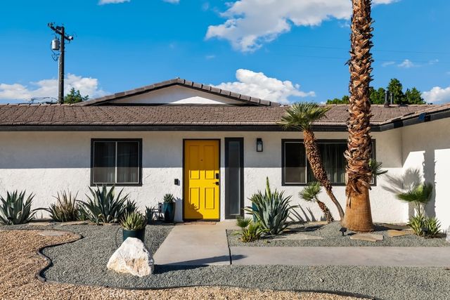 1980 E Rochelle Road, Palm Springs, CA 92262