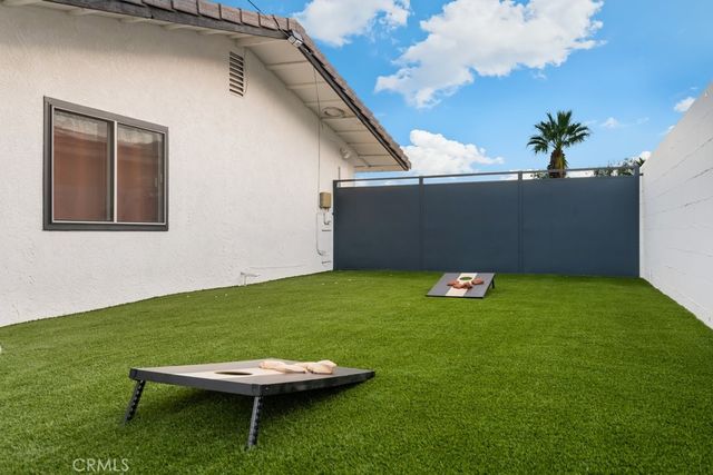 1980 E Rochelle Road, Palm Springs, CA 92262