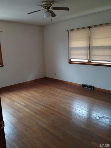 403 Fort Wyman Road, Rolla, MO 65401