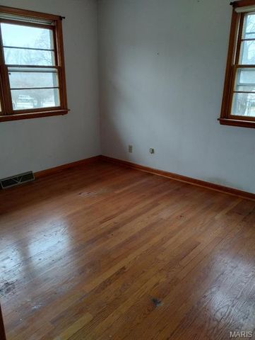 403 Fort Wyman Road, Rolla, MO 65401