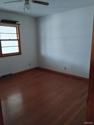 403 Fort Wyman Road, Rolla, MO 65401