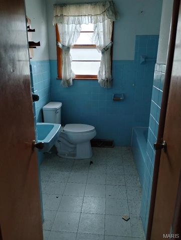 403 Fort Wyman Road, Rolla, MO 65401