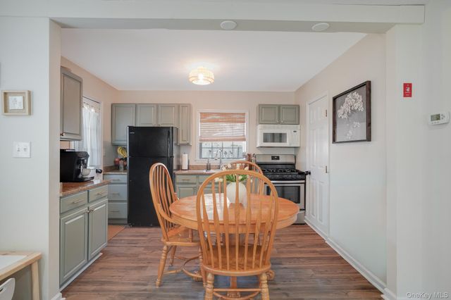2 Stuart Avenue, Wappingers Falls, NY 12590