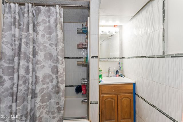 502 4th Street, Watervliet, NY 12189