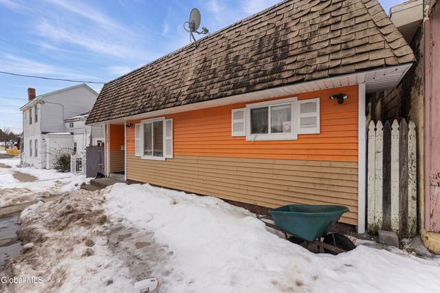 502 4th Street, Watervliet, NY 12189