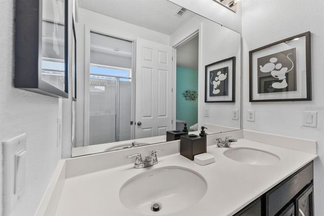 9042 SUNSHINE RIDGE LOOP, Kissimmee, FL 34747