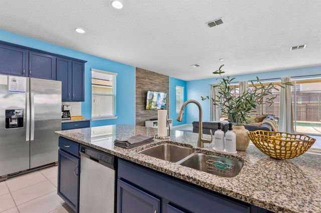 9042 SUNSHINE RIDGE LOOP, Kissimmee, FL 34747