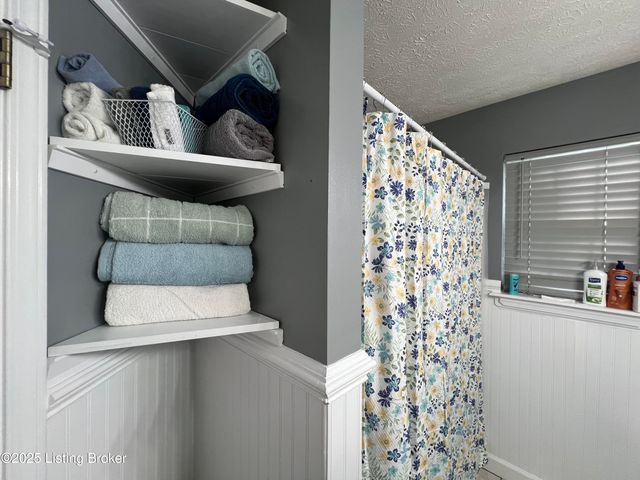 507 Matterhorn Dr, Shelbyville, KY 40065