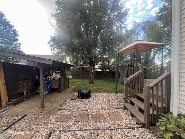 507 Matterhorn Dr, Shelbyville, KY 40065