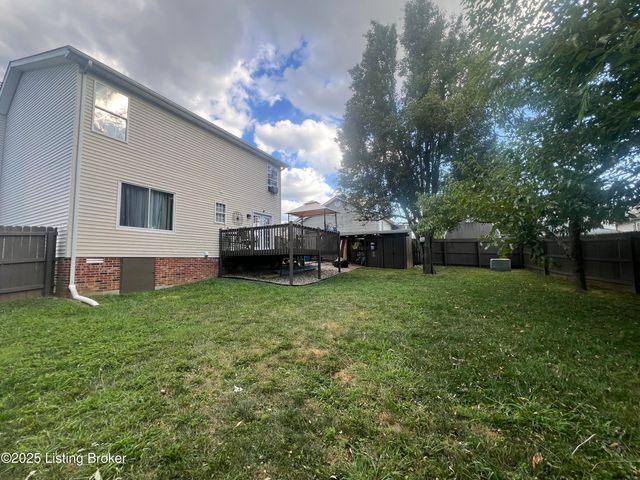 507 Matterhorn Dr, Shelbyville, KY 40065