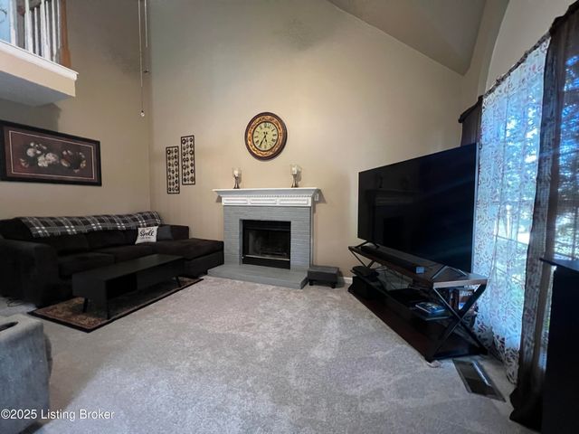 507 Matterhorn Dr, Shelbyville, KY 40065