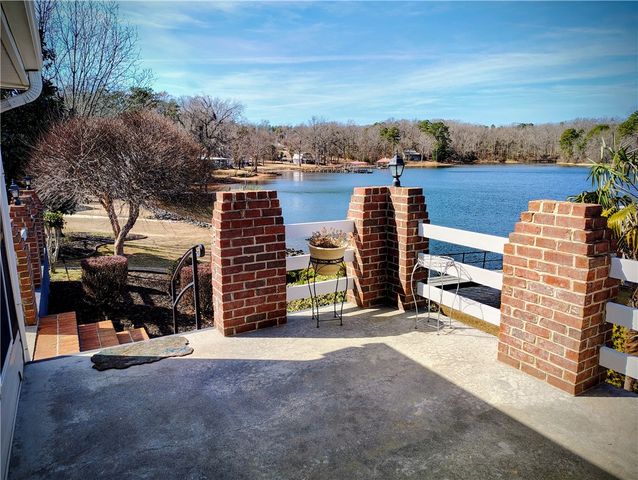 221 First Avenue, Iva, SC 29655