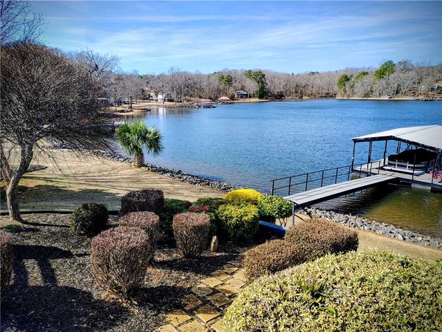 221 First Avenue, Iva, SC 29655