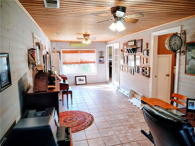 221 First Avenue, Iva, SC 29655